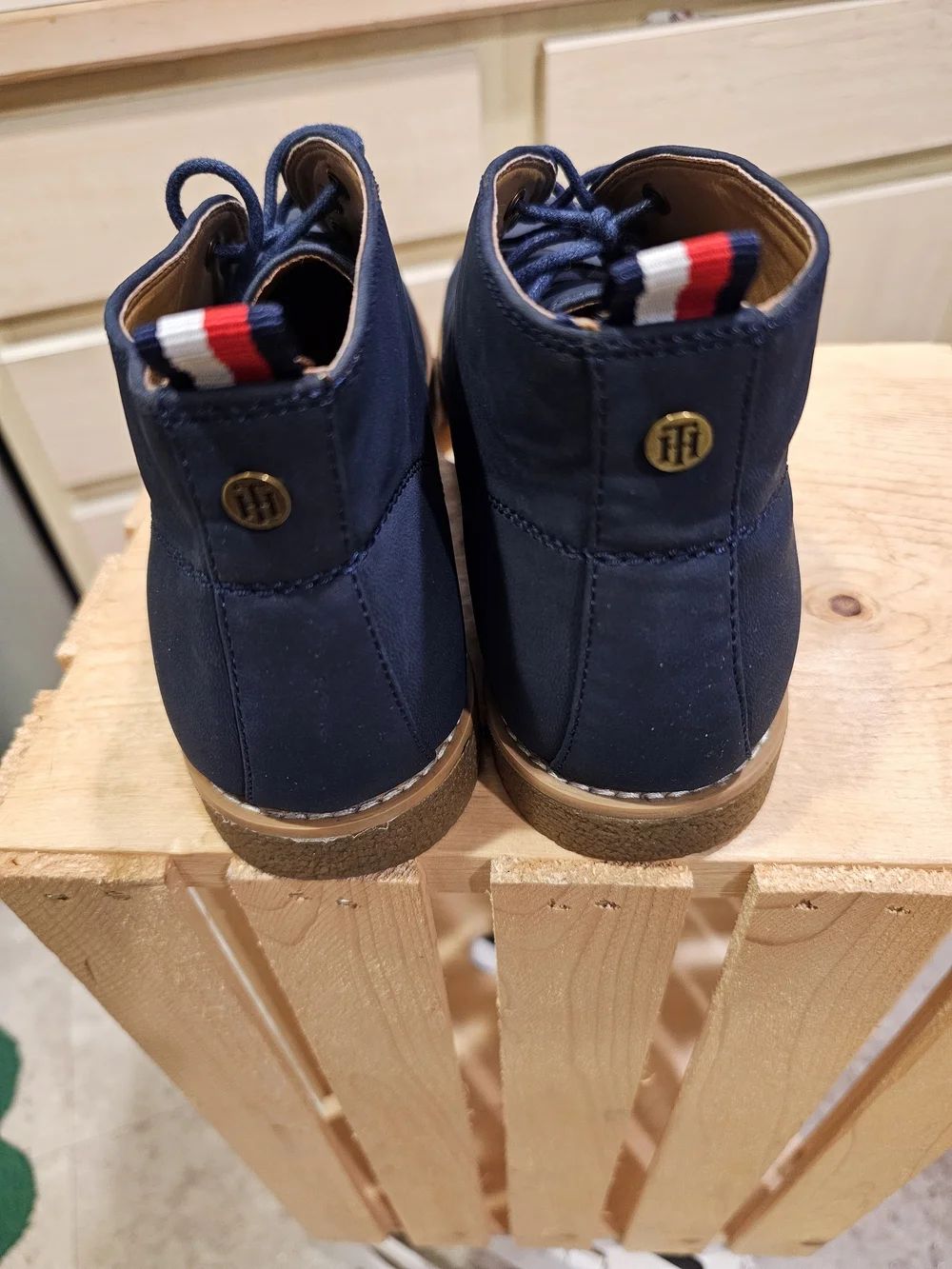 Tommy Hilfiger stylish chukka
